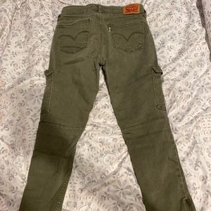 Women’s jeans. Levi’s.